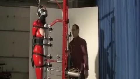 Milf steht total auf Fesselspiele bei tube bdsm