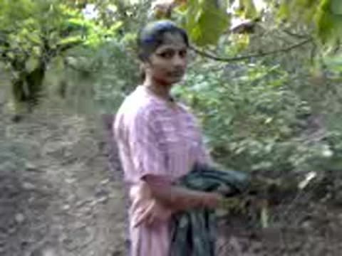 Diese exotische Indianerin hat Sex im Dschungel bei Amateursex