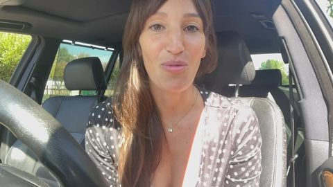 Geiler Blowjob im Wald und Sperma im Gesicht